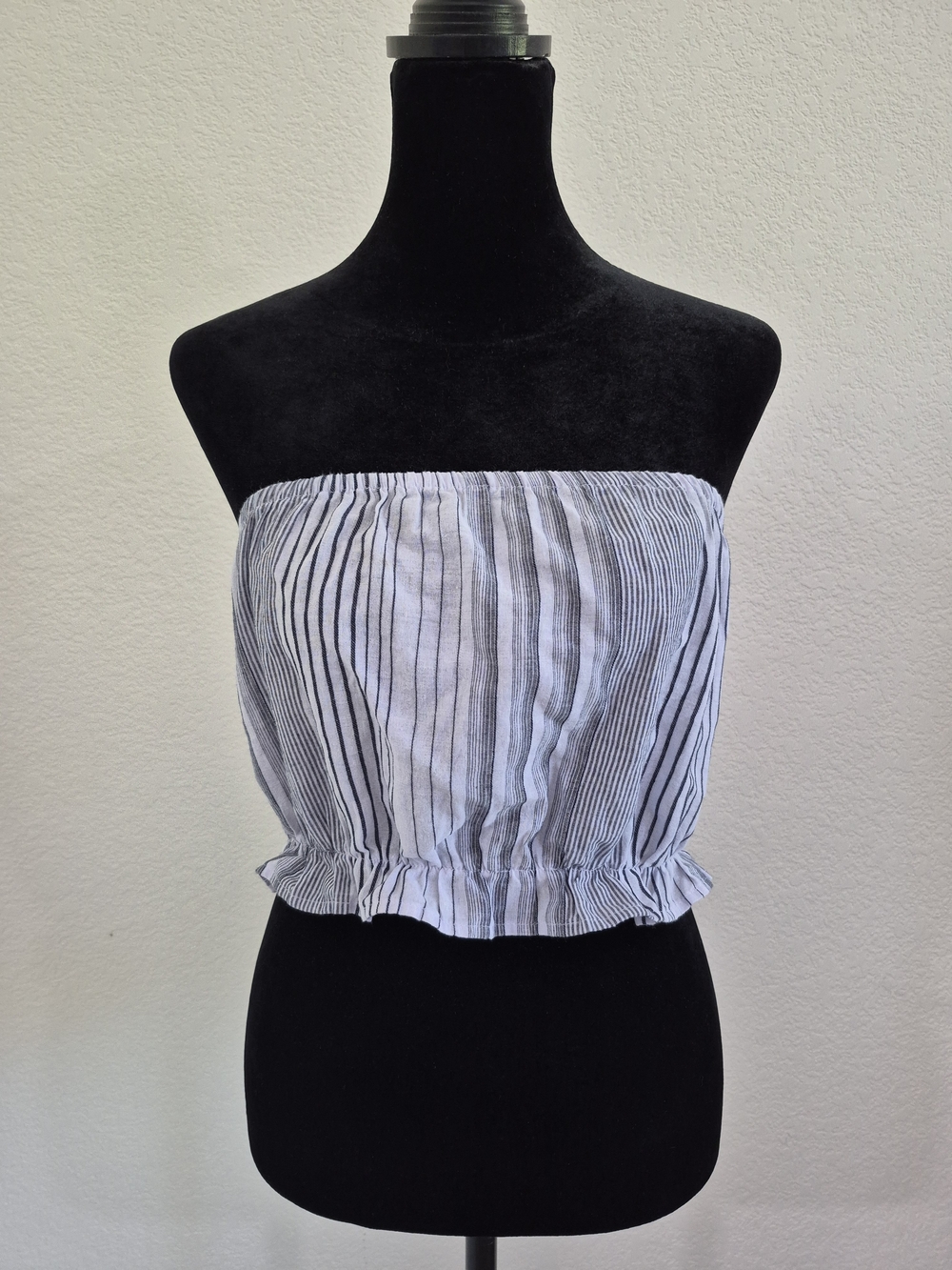 Striped Bandeau Crop Top - White & Black